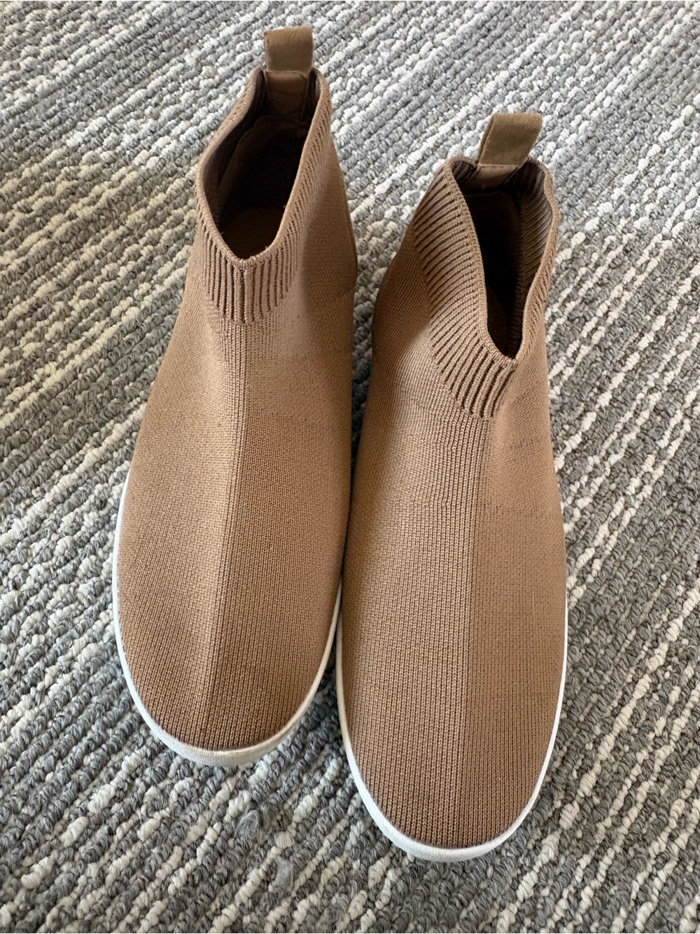 Oak + Fort Slip-On Knit Sneakers - Tan